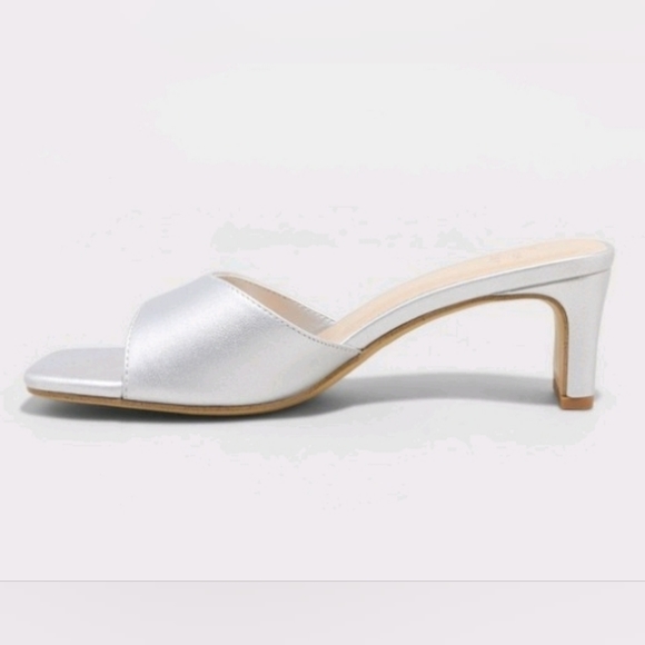 Women's Lindie Mule Heels - A New Day" Silver - Picture 2 of 9